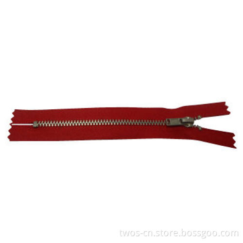 #3 Closed-end Metal Zipper, Y-type Teeth, Matte Nickel Teeth/Puller/Slider, Red Tape
